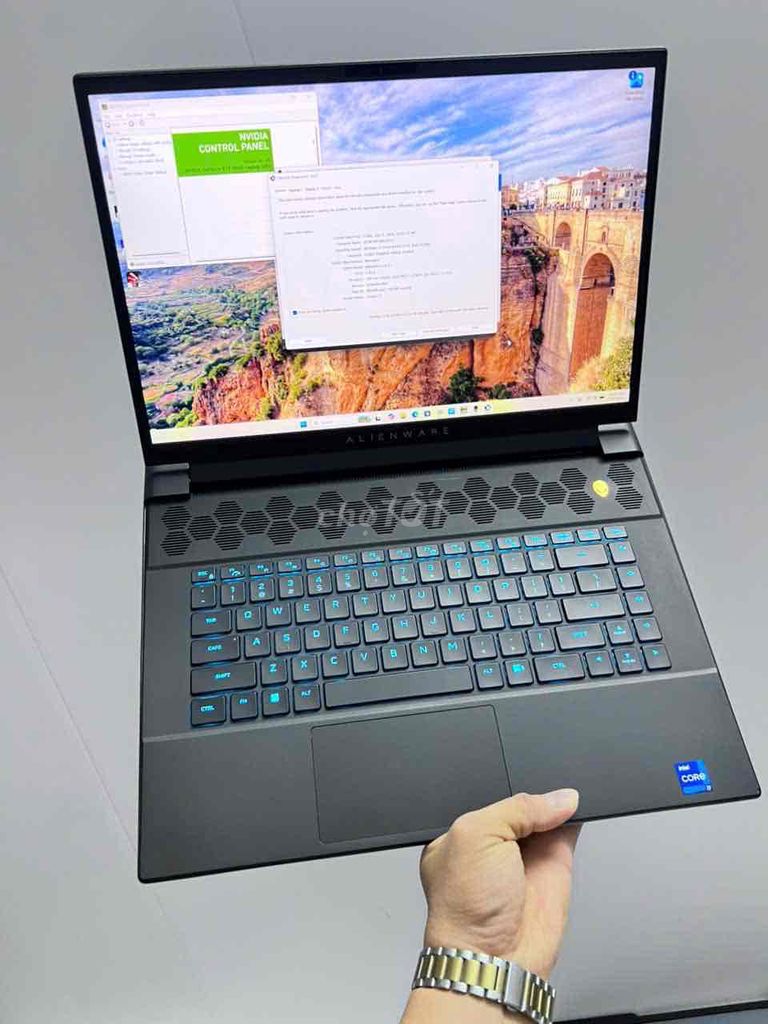 Alienware M16 R1 i7-13700HX 16 inch 16GB/512GB. Mua bán Laptop tại Quận Thanh Xuân Hà Nội được đăng bởi Junioor Computer hình 1