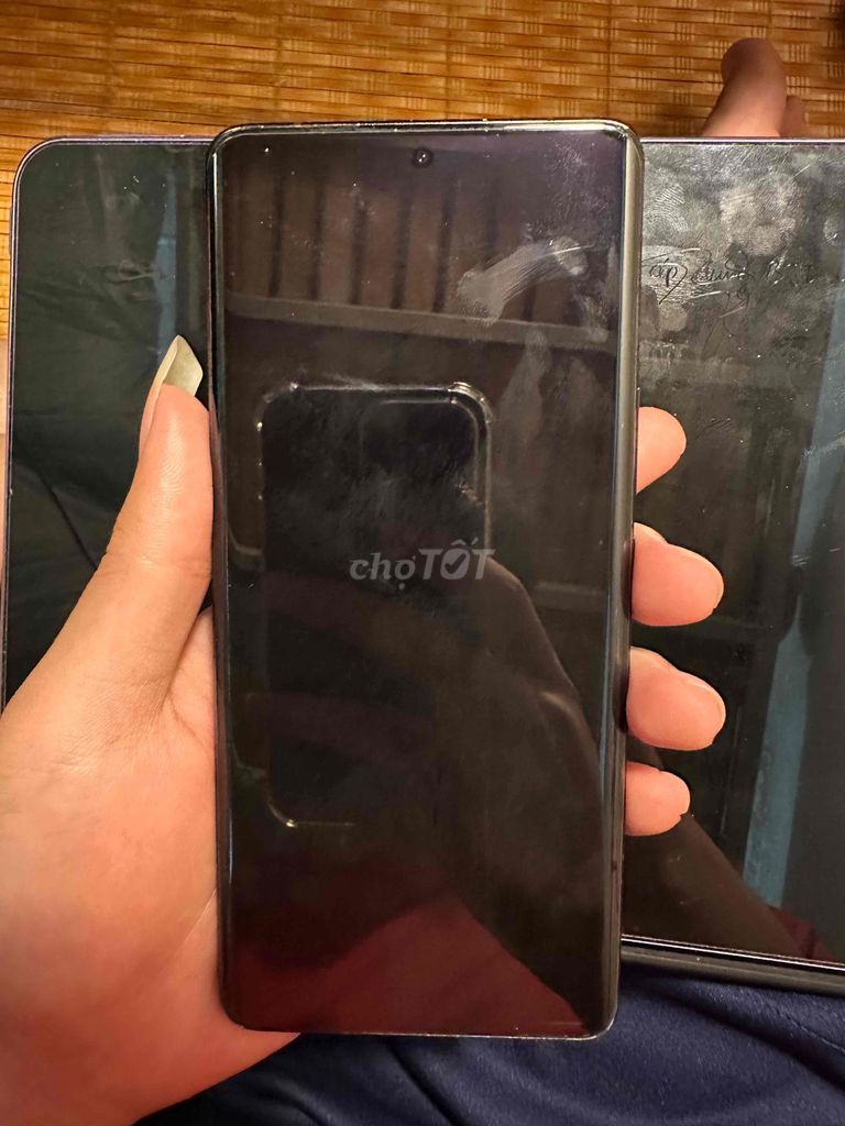 Xiaomi 13 Ultra 12GB/256GB Đen. Mua bán Điện thoại tại Quận Hai Bà Trưng Hà Nội được đăng bởi Fuong Nam hình 1