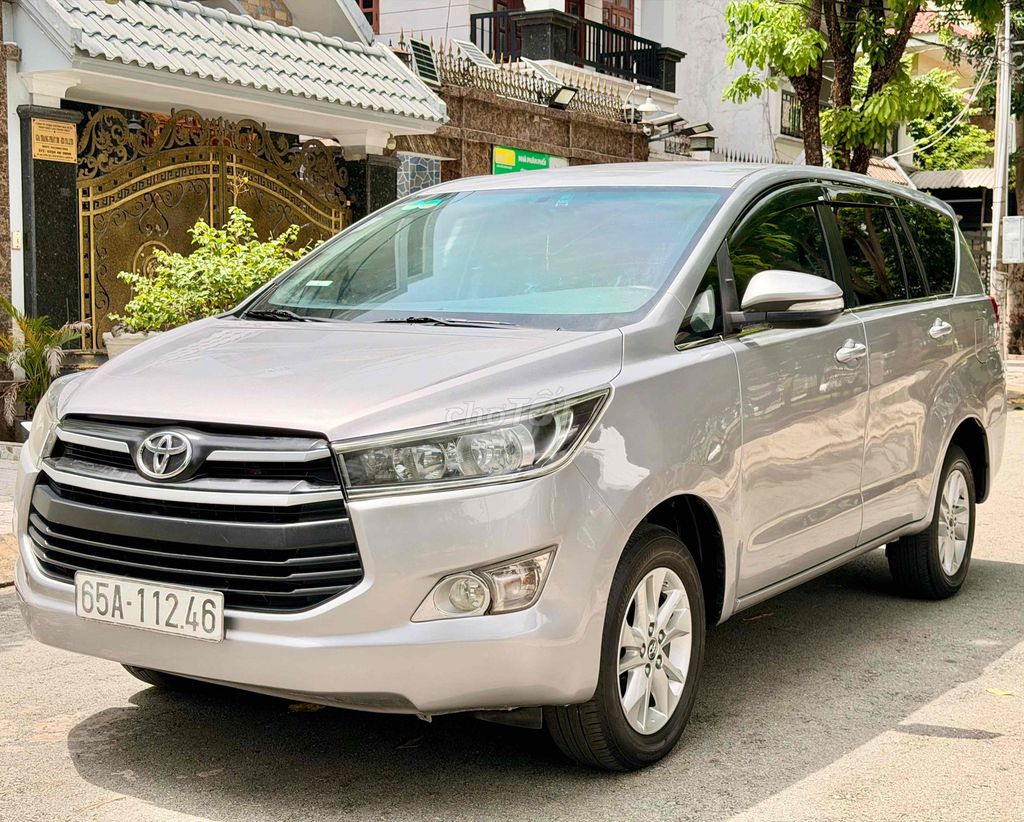 INNOVA 2.0E 2016 (модель 2017), отличная комплектация