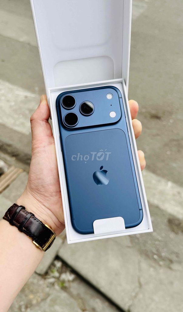 iPhone 17 Pro 1TB Xanh New chưa Active. Mua bán Điện thoại tại Quận Đống Đa Hà Nội được đăng bởi Lâm Bảo Tuyên hình 1