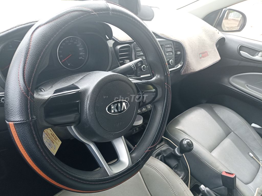 Kia Soluto 2019 MT - 67800 km. Mua bán Ô tô tại Quận Ninh Kiều Cần Thơ được đăng bởi tran toan hình 4