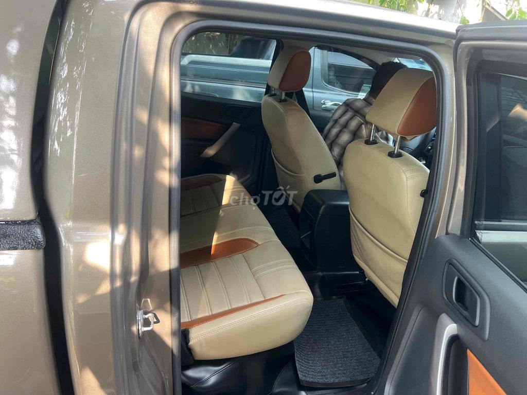 Ford Ranger 2020 XLS 2.2L 4x2 AT - 87000 km. Mua bán Ô tô tại Quận Bình Tân Tp Hồ Chí Minh được đăng bởi Lan pham  hình 15