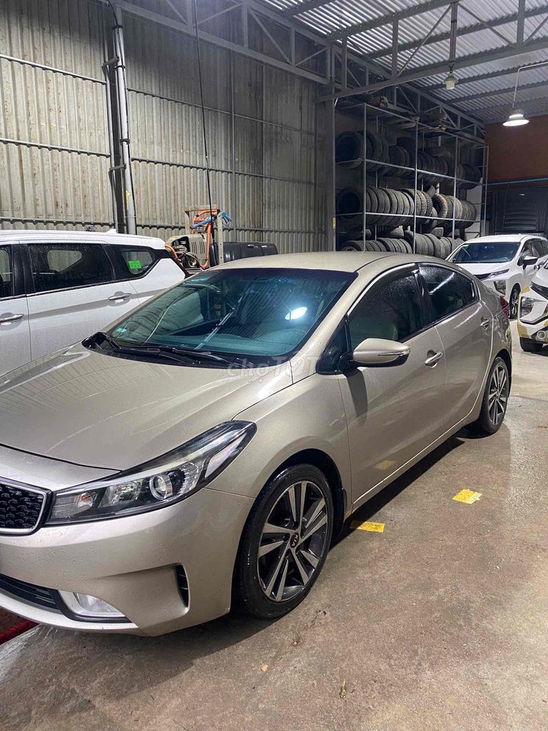 Kia Cerato 2018 1.6 MT - 1 chủ 100000 km. Mua bán Ô tô tại Quận Liên Chiểu Đà Nẵng được đăng bởi Đình Bộ hình 6