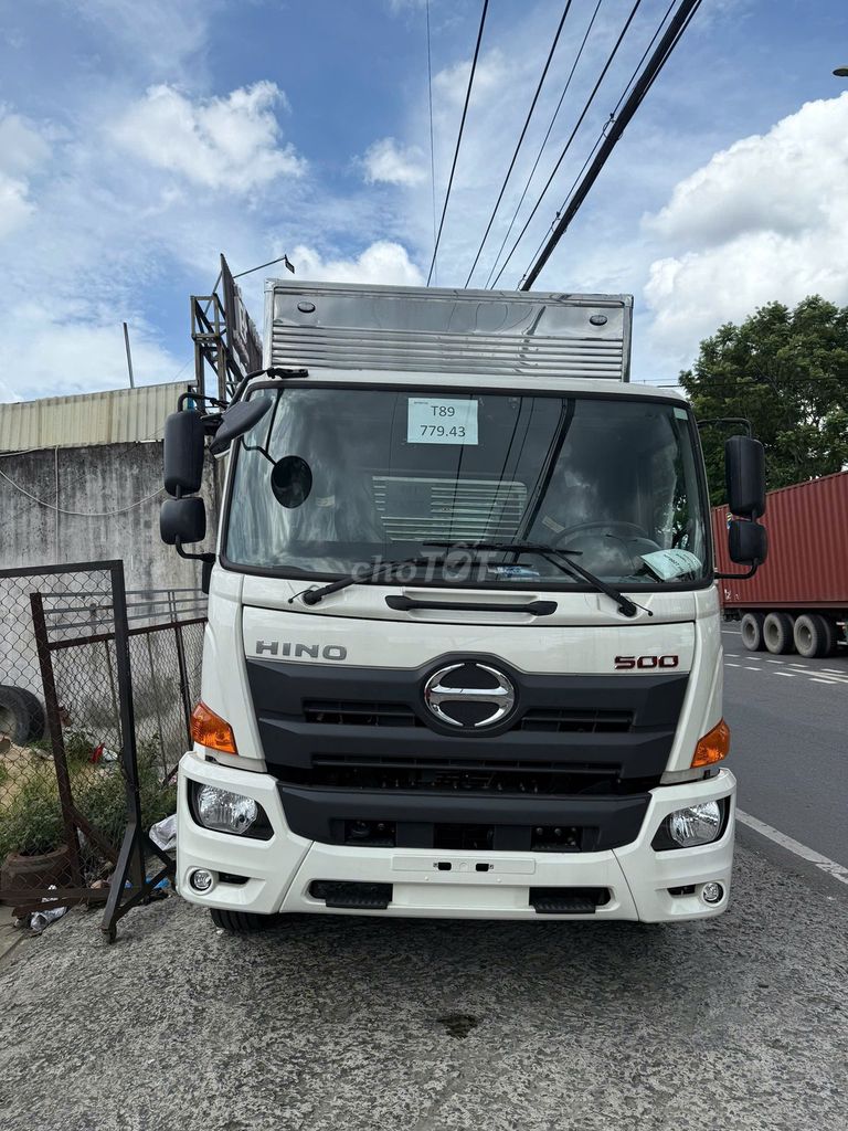 Xe Tải Hino 8 tấn Thùng Kín - Xe sẵn giao ngay. Mua bán Xe tải, xe ben tại Thành phố Thủ Đức Tp Hồ Chí Minh được đăng bởi Phương hình 3