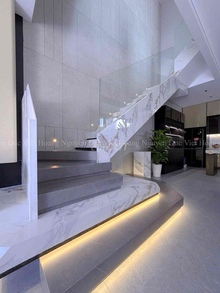 Spacious 3-storey family villa in Nại Hiên Đông — photo 9