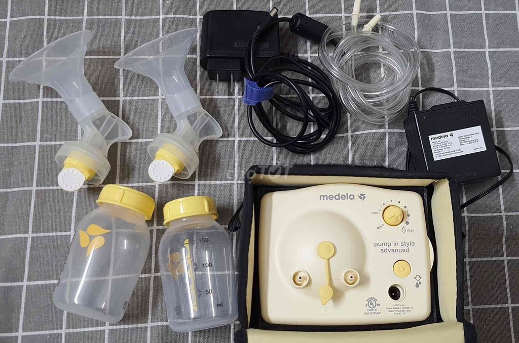 Máy hút sữa Medela Pump in Style. Mua bán Mẹ và bé tại Quận Ngũ Hành Sơn Đà Nẵng được đăng bởi Phan Hồng Tươi hình 1