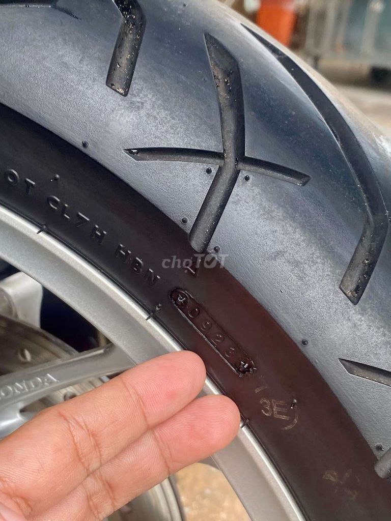 SH 125i ABS 2023 chạy lướt 4.800Km. Mua bán Xe máy tại Quận Ninh Kiều Cần Thơ được đăng bởi Xe Máy TÂN LIÊN HƯNG 1 91B hình 6