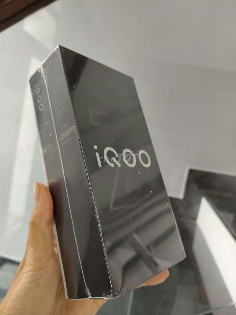 Vivo IQOO  Z9 new seal