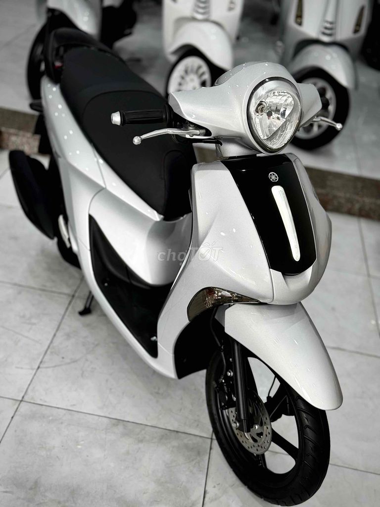 Yamaha Janus màu Bạc Đã qua sử dụng. Mua bán Xe máy tại Thị xã Phú Mỹ Bà Rịa - Vũng Tàu được đăng bởi Cửa Hàng Xe Máy Phú Mỹ hình 1