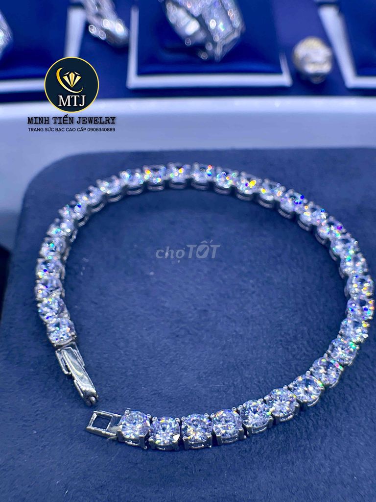 Lắc tay Nữ Bạc 925 Đá CZ. Mua bán Phụ kiện thời trang khác tại Quận 7 Tp Hồ Chí Minh được đăng bởi Minh Tiến Q7 hình 1