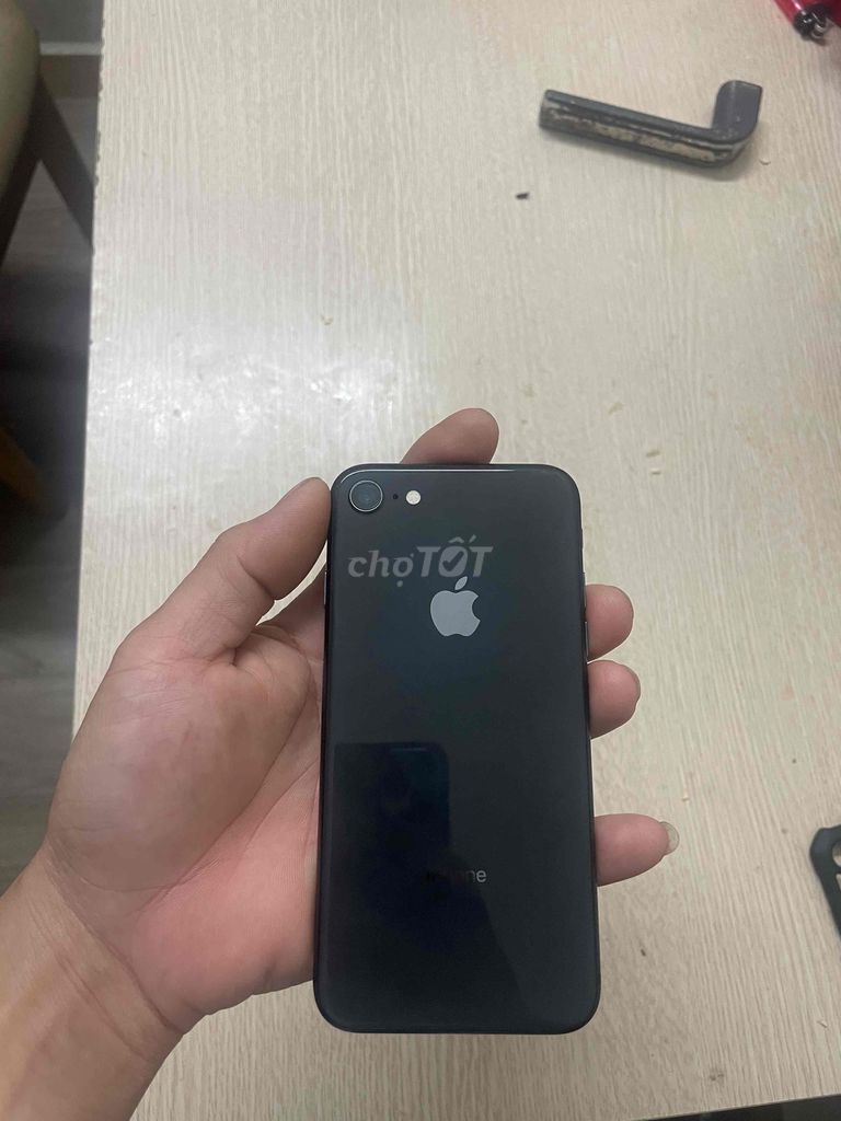 Apple iPhone 8 64GB Đen. Mua bán Điện thoại tại Quận Hai Bà Trưng Hà Nội được đăng bởi sy anh hồ hình 1