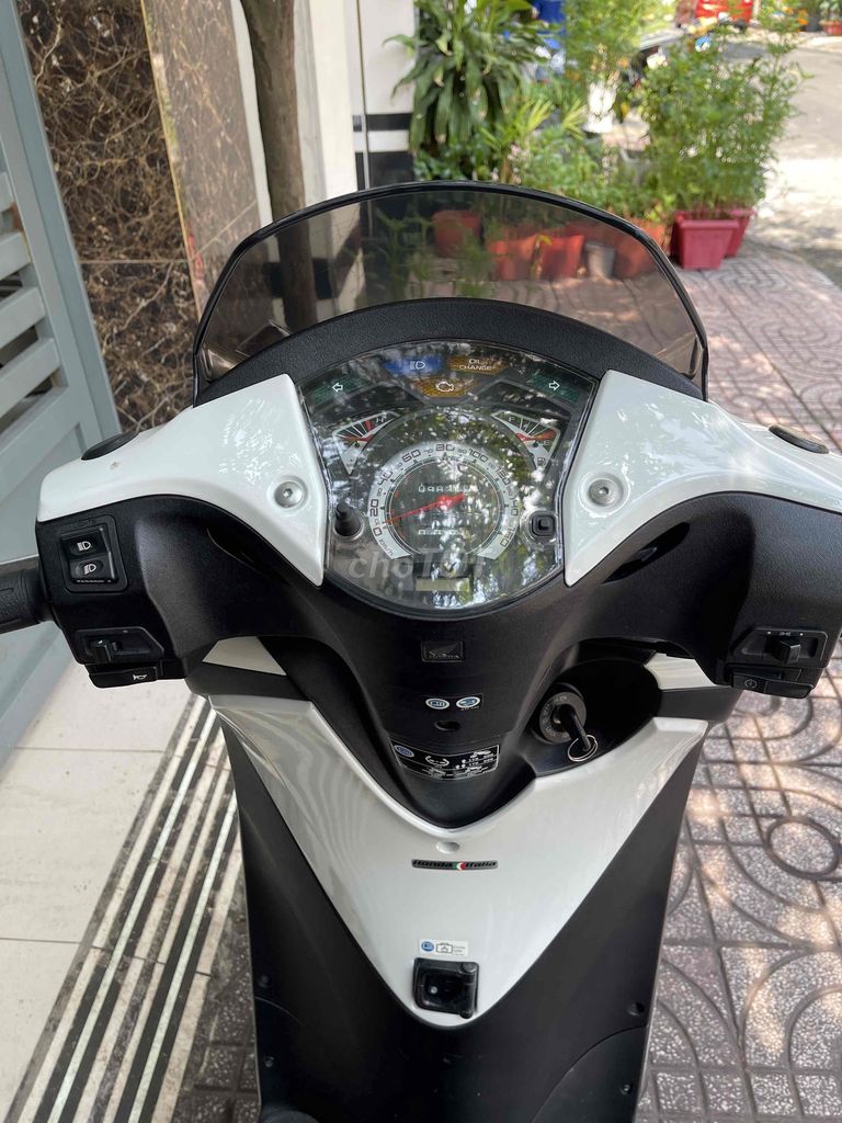 sh150i nhập ý xe đẹp , cứng cáp , máy ngon 92tr. Mua bán Xe máy tại Quận Tân Bình Tp Hồ Chí Minh được đăng bởi nguyễn thắng hình 6