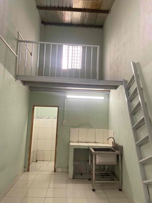 Room 30 m² · Đường Bình Thành