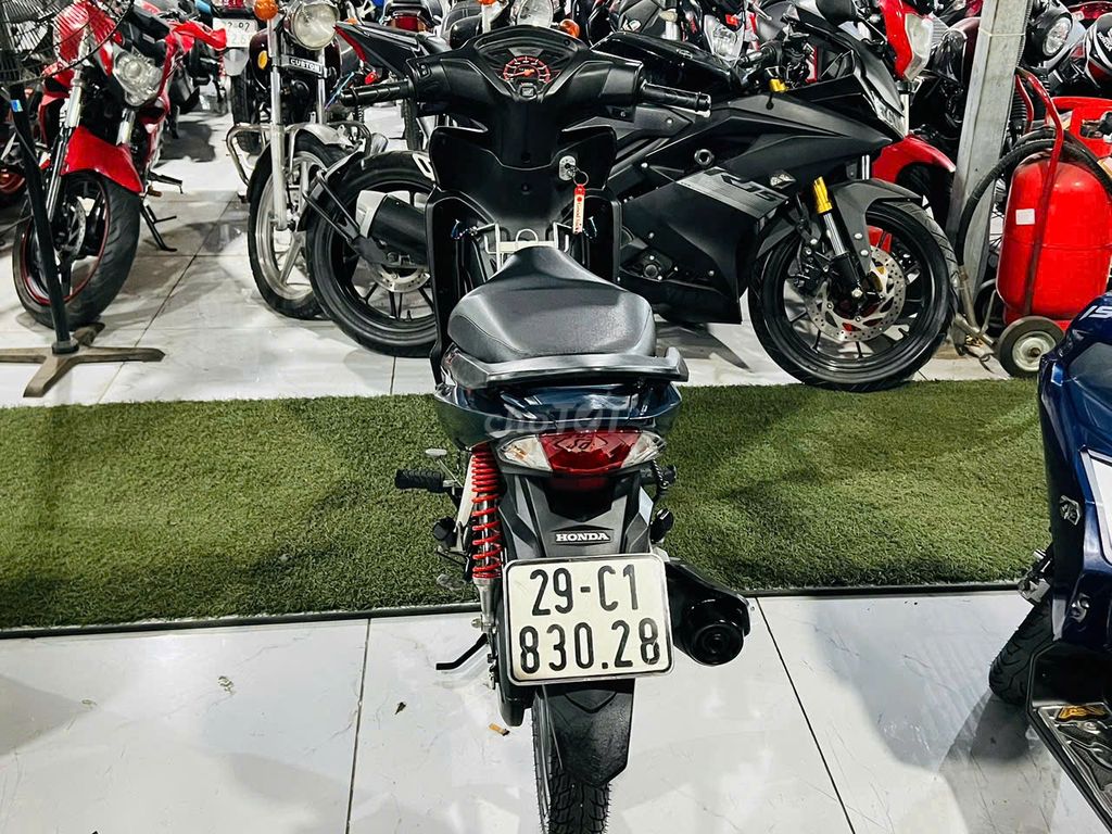 XE MÁY PHÚ THỊNH -HONDA WAVE RSX-HỖTRỢTRẢGÓP. Mua bán Xe máy tại Quận Nam Từ Liêm Hà Nội được đăng bởi TRẦN VĂN PHÚ hình 3