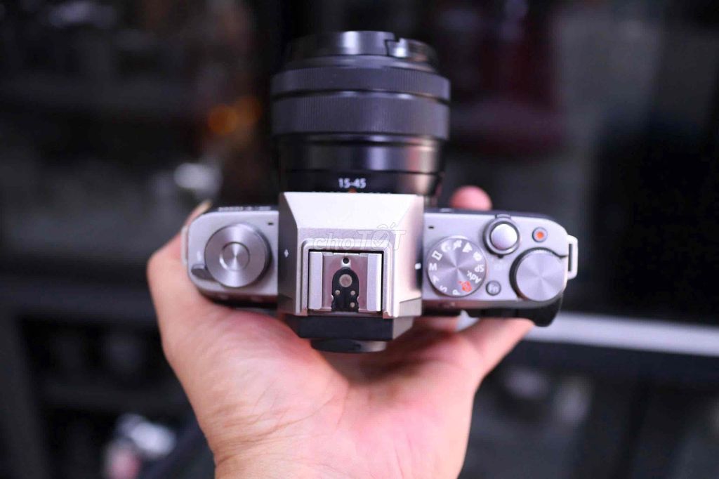 Máy ảnh Fujifilm XT100 +Lén 15-45 OIS. Mua bán Máy ảnh, Máy quay tại Thành phố Thủ Dầu Một Bình Dương được đăng bởi Chinh Lee hình 1