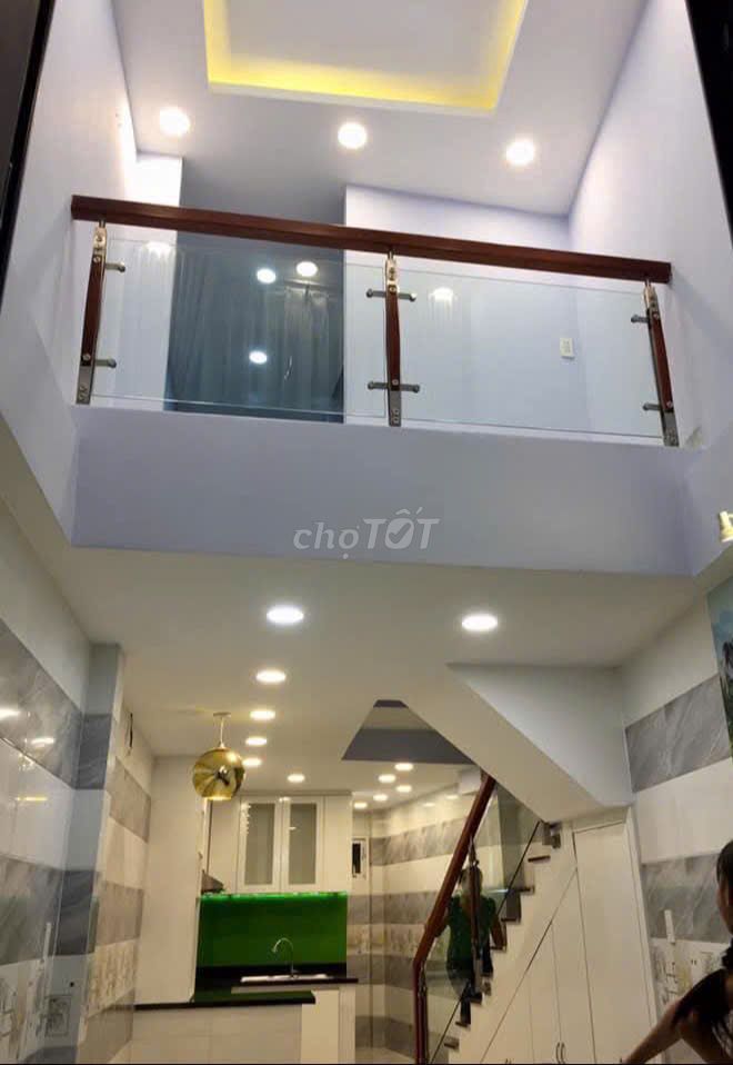 CĂN NHÀ CHO CÁC HỘ RẠCH XUYÊN TÂM, SÁT QUẬN 1 HƠN 4 TỶ TÍ. Mua bán nhà ở tại Quận Bình Thạnh Tp Hồ Chí Minh được đăng bởi long hình 1