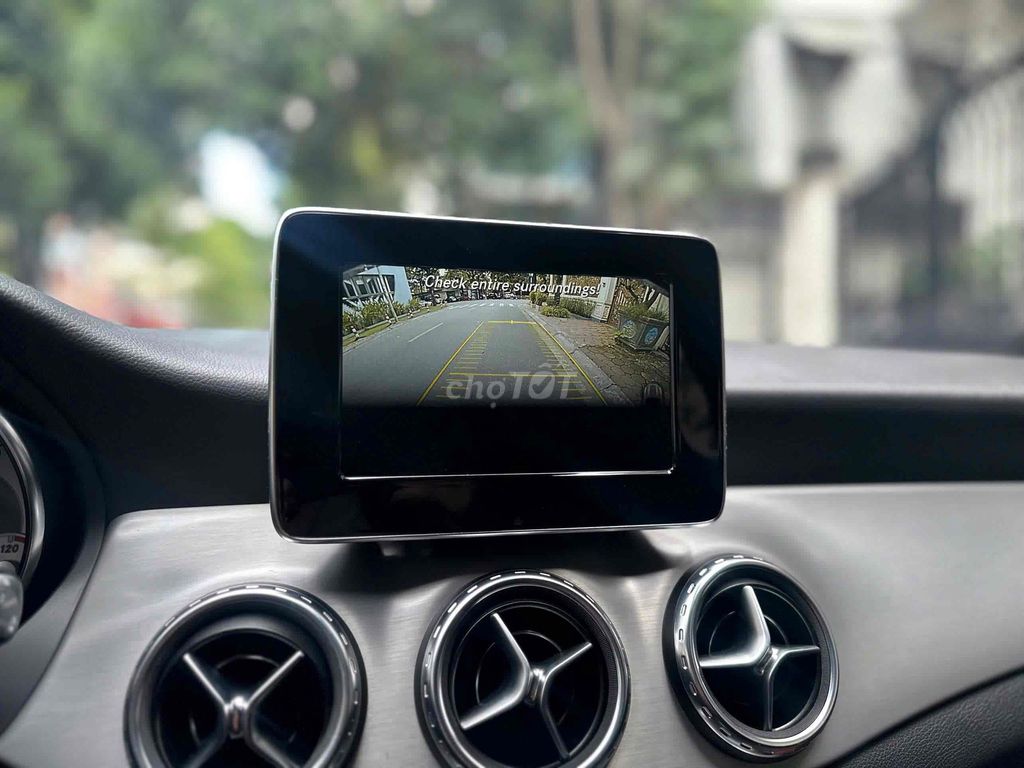 Mercedes Benz GLA250 AMG 4Matic sx 2016 màu đỏ. Mua bán Ô tô tại Quận Cầu Giấy Hà Nội được đăng bởi Cao Quý hình 11