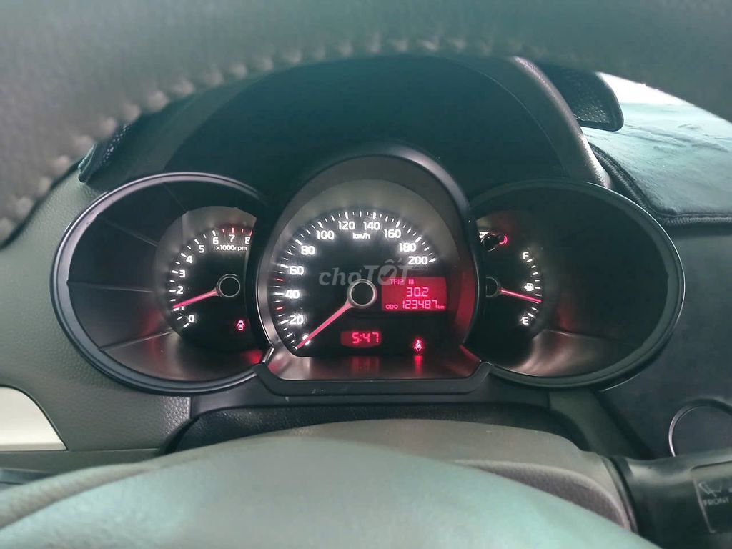 Kia Morning 2014 Trắng 123.000 km. Mua bán Ô tô tại Huyện Bình Chánh Tp Hồ Chí Minh được đăng bởi Anh Tư hình 6