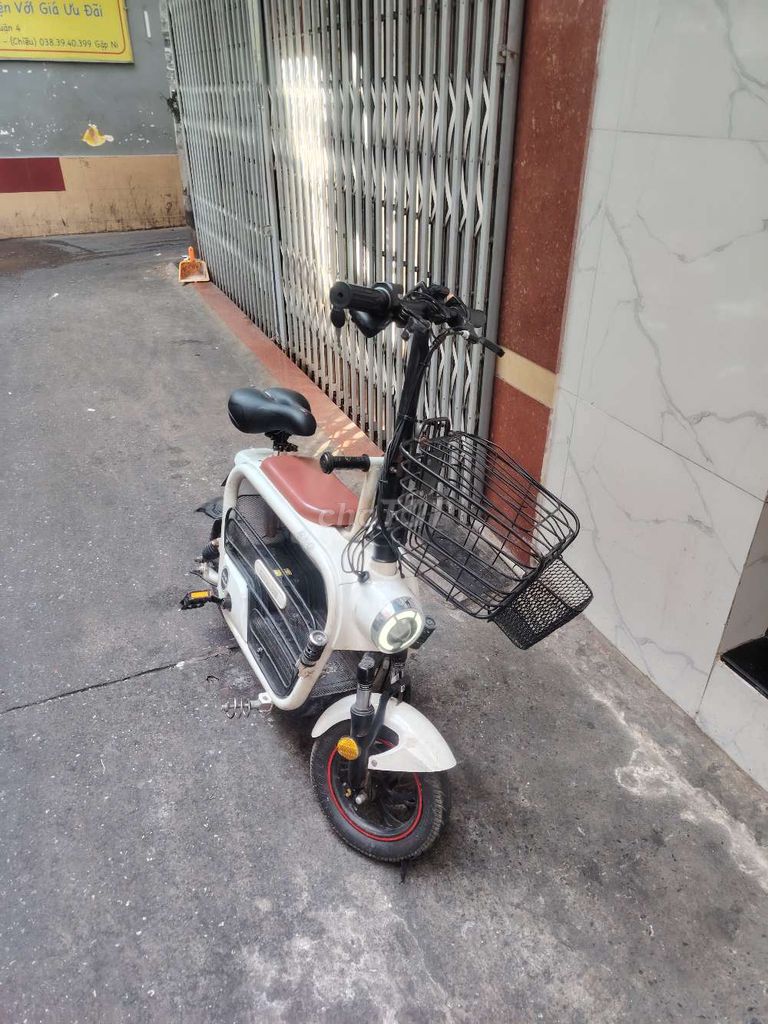 Xe đạp điện Mini Nhật Bản Trắng. Mua bán Xe điện tại Quận 4 Tp Hồ Chí Minh được đăng bởi A út  hình 2