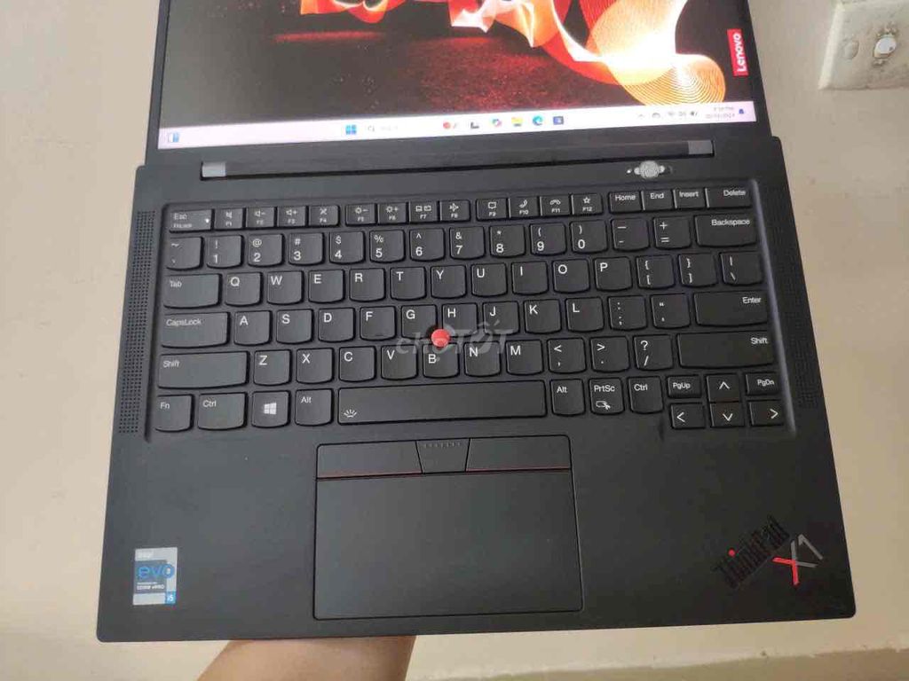 Thinkpad x1 carbon gen 9 i7/16/256 fhd