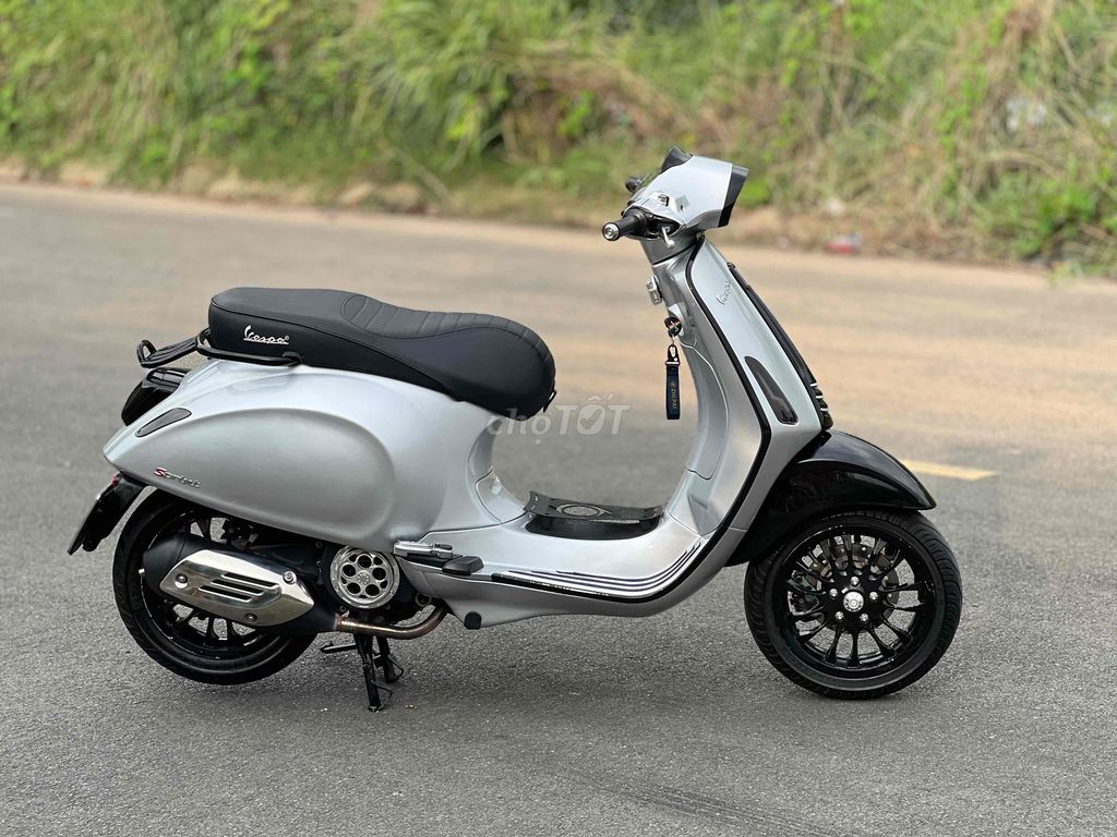 Vespa Sprint Bạc Porsche 2016 Úp Full Led Có Góp🎉🎉. Mua bán Xe máy tại Thành phố Biên Hòa Đồng Nai được đăng bởi Xe Máy Phát Đồng hình 5