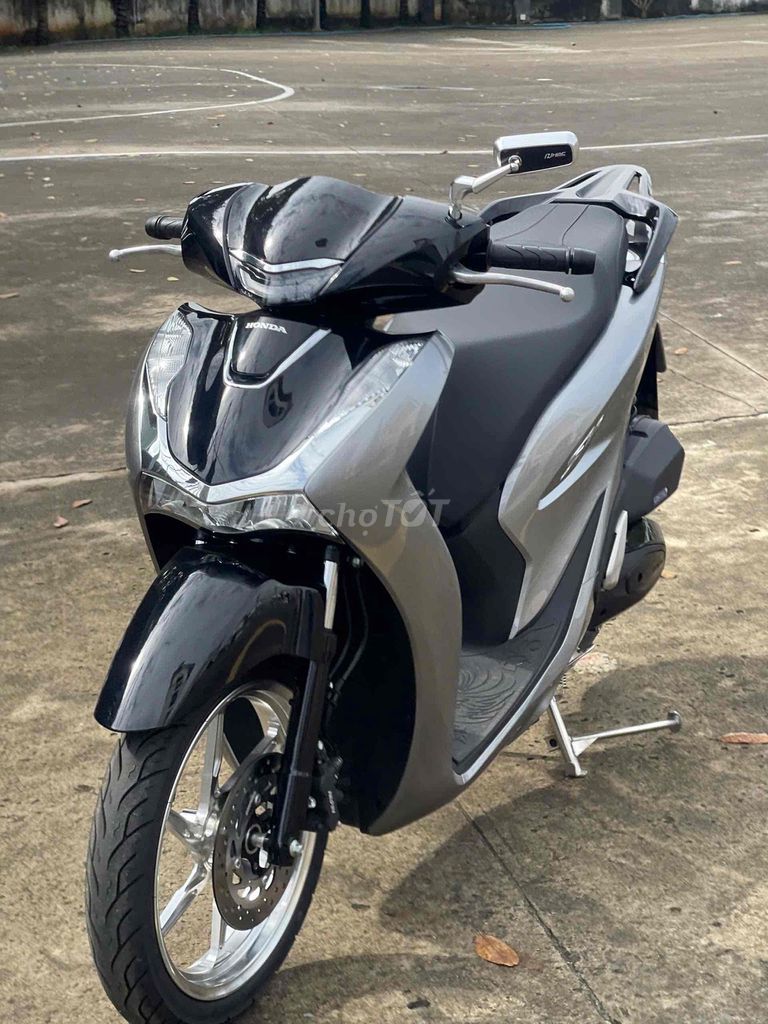 sh 160-2025 odo 800km. Mua bán Xe máy tại Thành phố Long Khánh Đồng Nai được đăng bởi cửa hàng xe máy DUY HIỆP hình 4