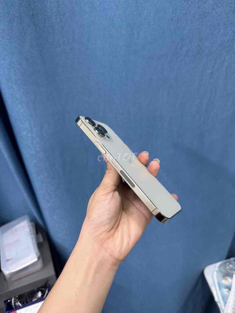 Apple iPhone 14 Pro Max 128GB Vàng, Trắng. Mua bán Điện thoại tại Quận Ngũ Hành Sơn Đà Nẵng được đăng bởi Tài Ngô hình 1
