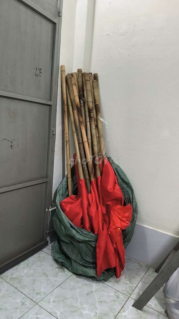 Cờ Tre Vải Đỏ 16 cây 150cm