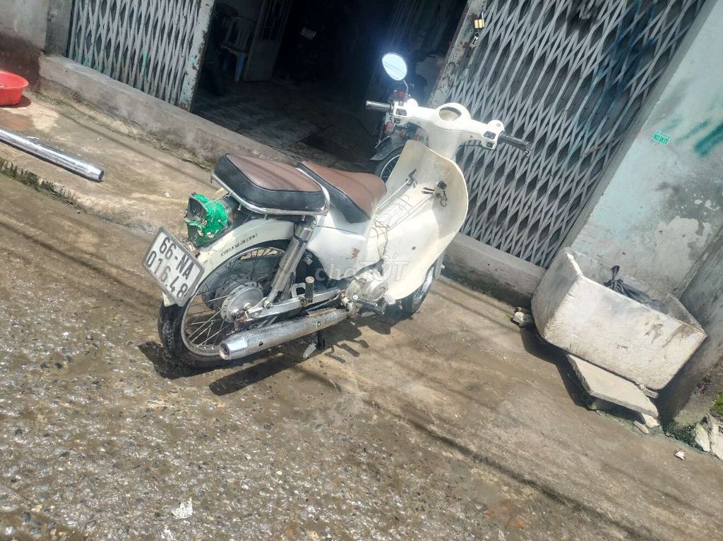 Cần bán chiếc cúp Việt Thái có giấy. Mua bán Xe máy tại Huyện Hóc Môn Tp Hồ Chí Minh được đăng bởi A Tuấn hình 4