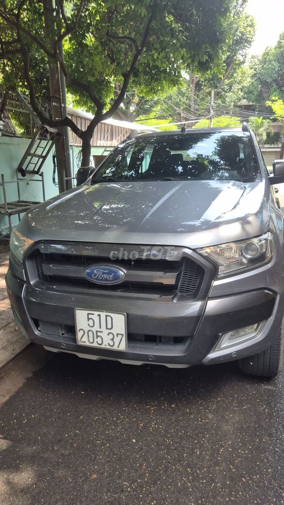 Ford Wildtrak 2016 Серый 201163 км