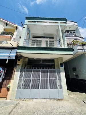 Nhà hẻm lớn tiện văn phòng cty 3PN CMT8 P7 TB. Cho thuê nhà ở tại Quận Tân Bình Tp Hồ Chí Minh được đăng bởi Ngọc Phát