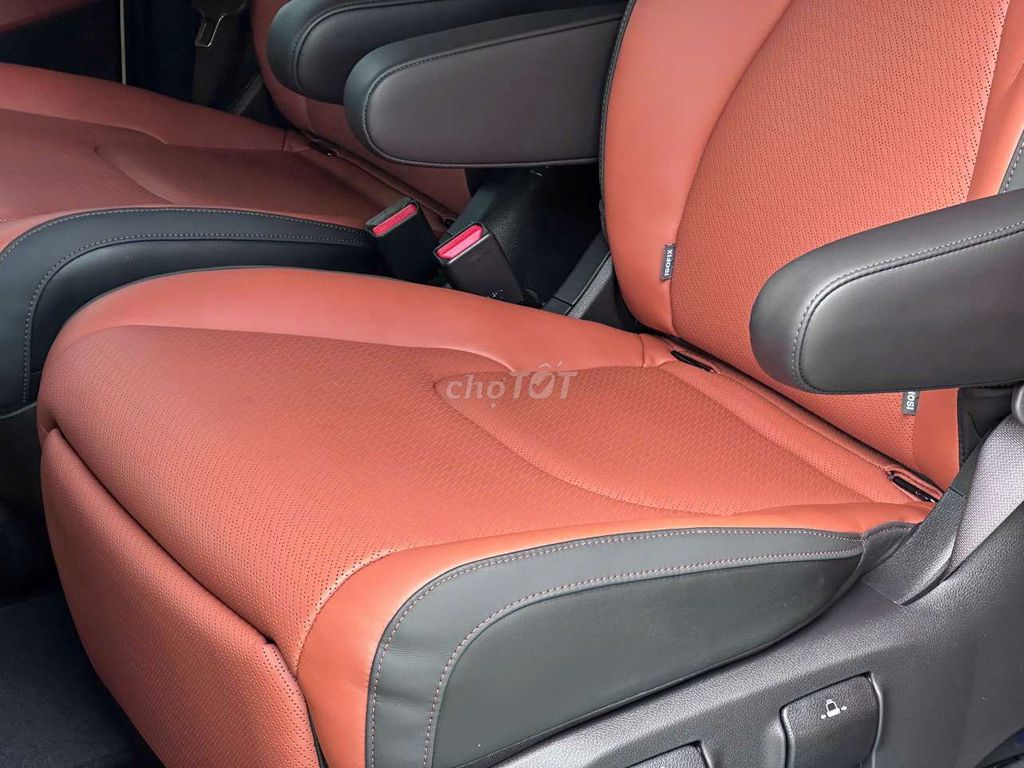 Kia carnival 2.2D signature 7s- 26000 km. Mua bán Ô tô tại Thành phố Thủ Đức Tp Hồ Chí Minh được đăng bởi Ms Hiệp  hình 12