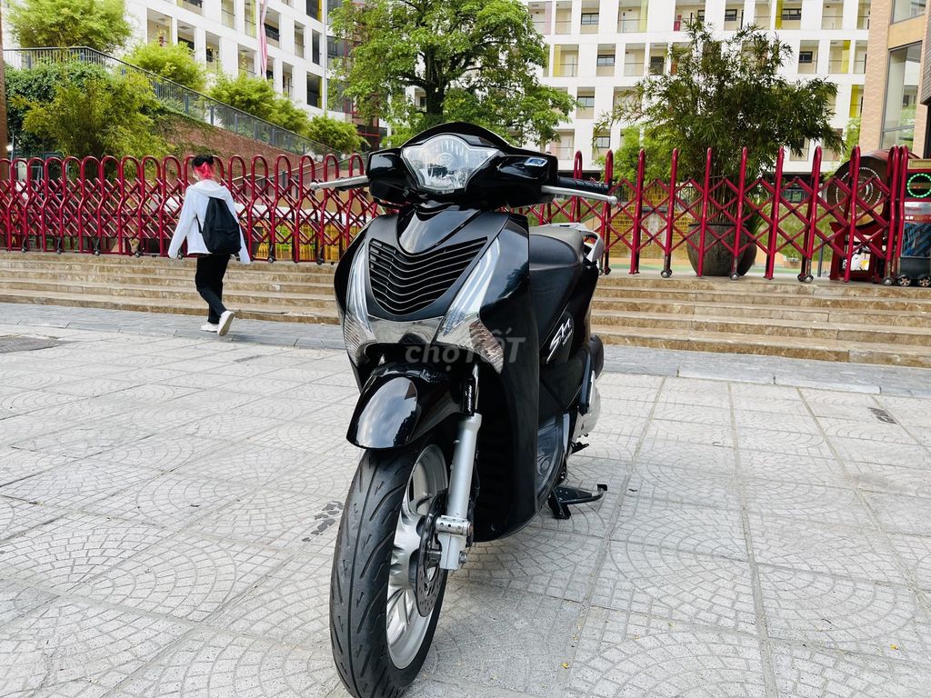 Honda SH 125cc bản 2018 bao mới chất