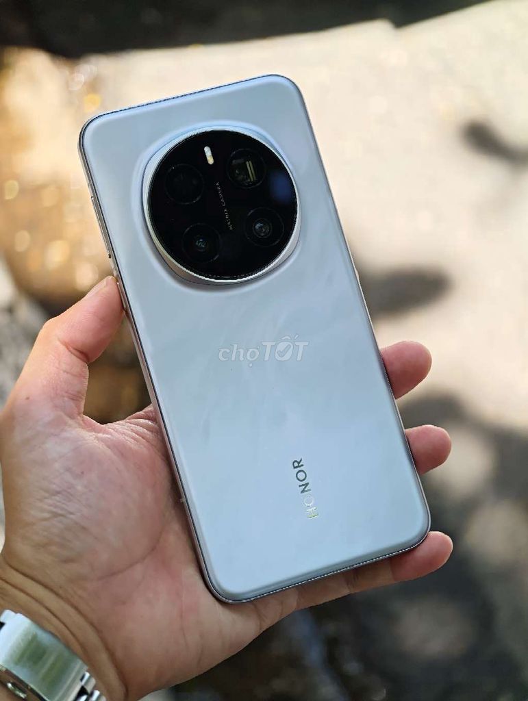 Honor Magic 7 Pro 5G 1TB Bạc Quốc Tế. Mua bán Điện thoại tại Quận Thanh Khê Đà Nẵng được đăng bởi Tú MB hình 1