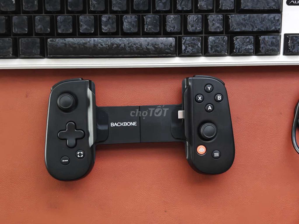 Tay cầm Backbone One gen 2 tyce C (Like new). Mua bán Thiết bị chơi game tại Quận Gò Vấp Tp Hồ Chí Minh được đăng bởi Lê Tâm hình 1