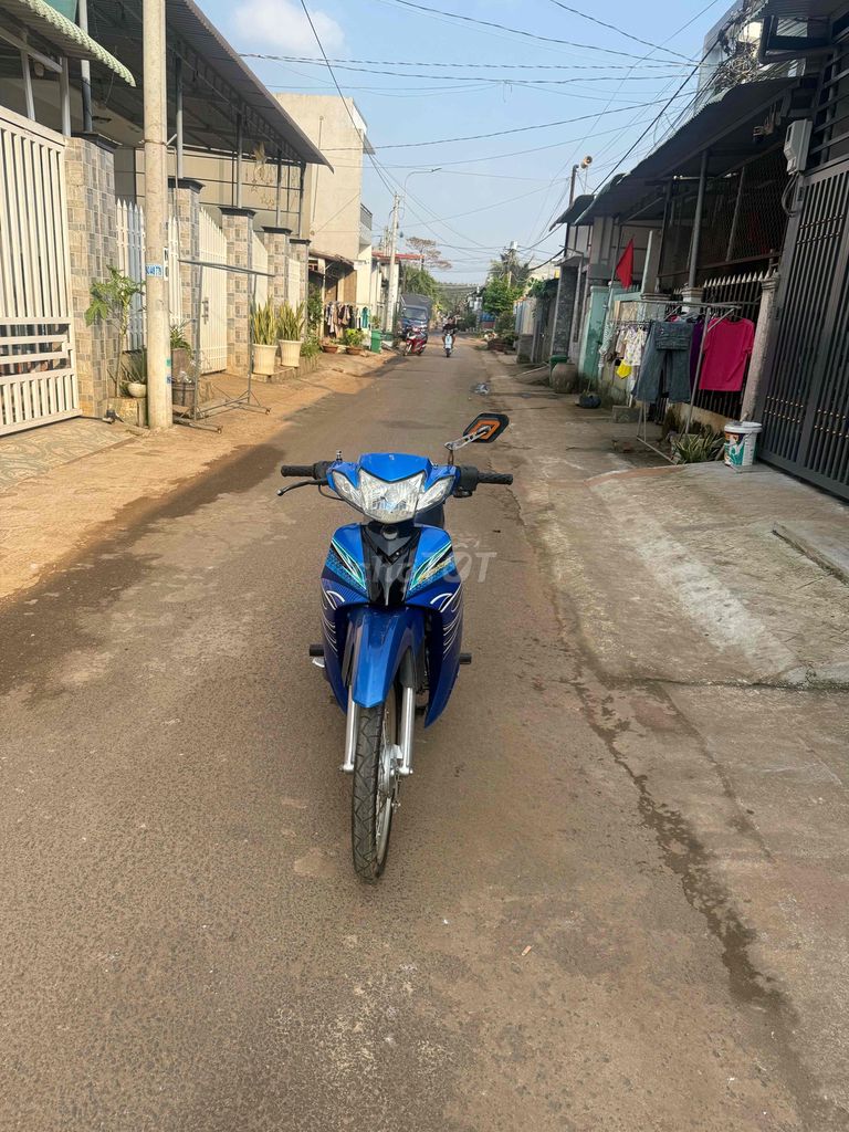 cần bán sirus xe đẹp máy ngon vô cặp niềng rcb. Mua bán Xe máy tại Thành phố Thủ Đức Tp Hồ Chí Minh được đăng bởi tâm hình 3