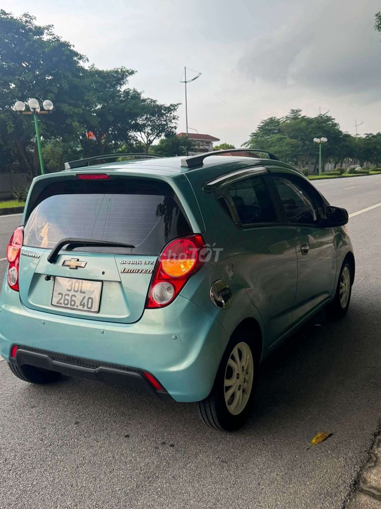 Chevrolet Spark 1.0 LTZ AT 2013 Tự động Xanh ngọc