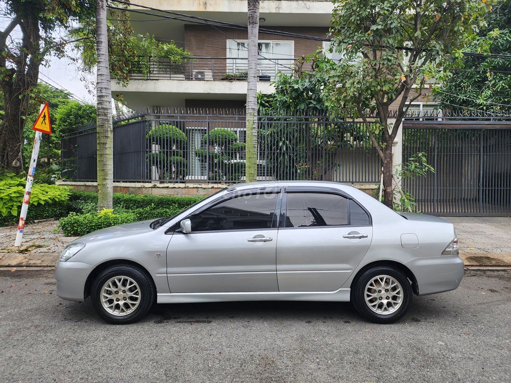Lancer Gala 1.6 CVT 2003