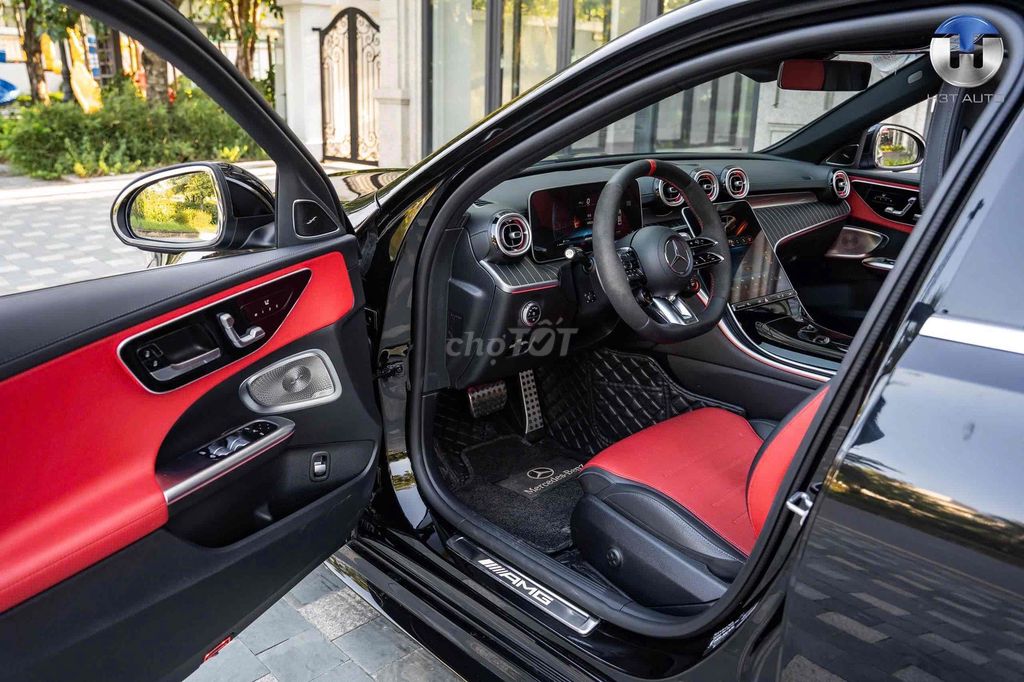 Mercedes-Benz C43 4matic AMG 2023 Đen. Mua bán Ô tô tại Quận Long Biên Hà Nội được đăng bởi H3T Auto Việt Nam hình 14
