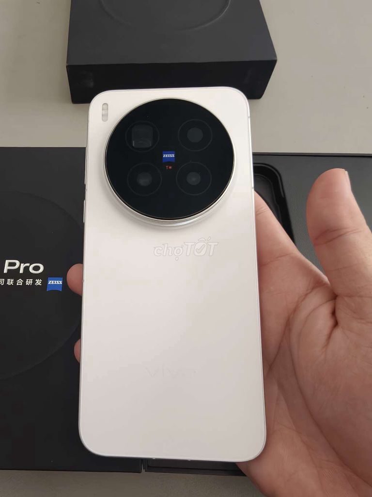 Vivo X300 Pro 256GB Trắng có GL. Mua bán Điện thoại tại Thành phố Thủ Đức Tp Hồ Chí Minh được đăng bởi AVG Mobile hình 1