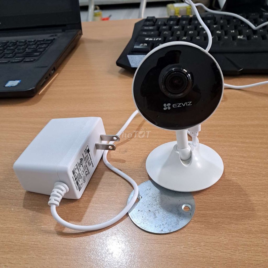 Camera Ezviz C1C 2M Wifi Trắng 32G. Mua bán Máy ảnh, Máy quay tại Quận 12 Tp Hồ Chí Minh được đăng bởi Thành hình 1