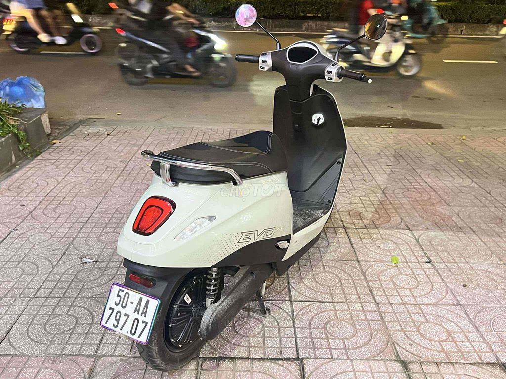 ✅Pink Quận 12✅Evo Grand Xe Máy Điện-Nậu Xớ 6củ. Mua bán Xe máy tại Quận 12 Tp Hồ Chí Minh được đăng bởi  Xe Điện Pink Quận 12 hình 5
