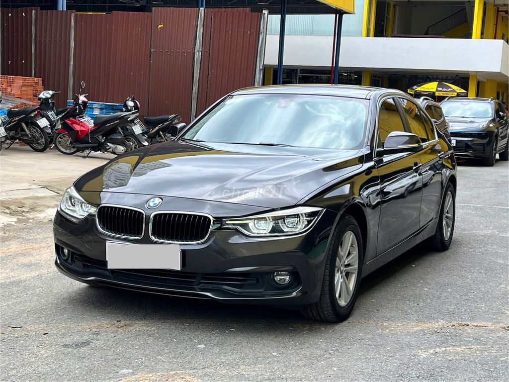 BMW 320i 2016 XE GIA ĐÌNH 1 CHỦ TỪ ĐẦU MUA MỚI ĐẸP. Mua bán Ô tô tại Thành phố Thủ Đức Tp Hồ Chí Minh được đăng bởi Hiếu hình 3