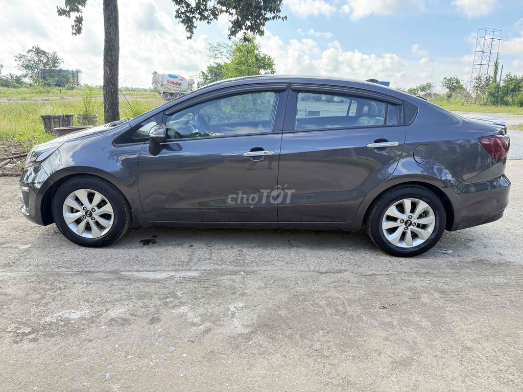 Kia Rio 2015-12000km sedan AT nhập Hàn zin cả xe. Mua bán Ô tô tại Quận Ngô Quyền Hải Phòng được đăng bởi anh hình 3