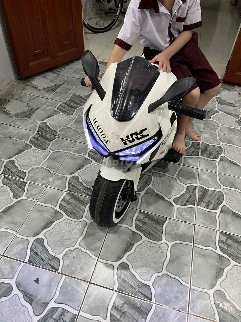 Dư không dùng bán lại xe máy điện. Mua bán Xe điện tại Huyện Trảng Bom Đồng Nai được đăng bởi Anh hùng hình 6