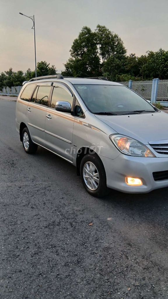 Toyota Innova 2011 2.0E Bạc. Mua bán Ô tô tại Huyện Trảng Bom Đồng Nai được đăng bởi Phuong Nguyễn hình 2