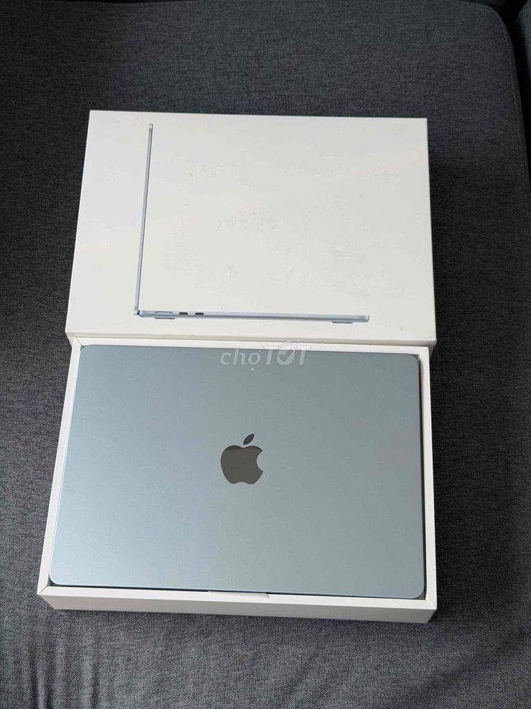 [HOT] Macbook Air M4 16GB/256GB Sạc 7L Bh 3/2027. Mua bán Laptop tại Quận Ninh Kiều Cần Thơ được đăng bởi Quý Mobile Cần thơ hình 1