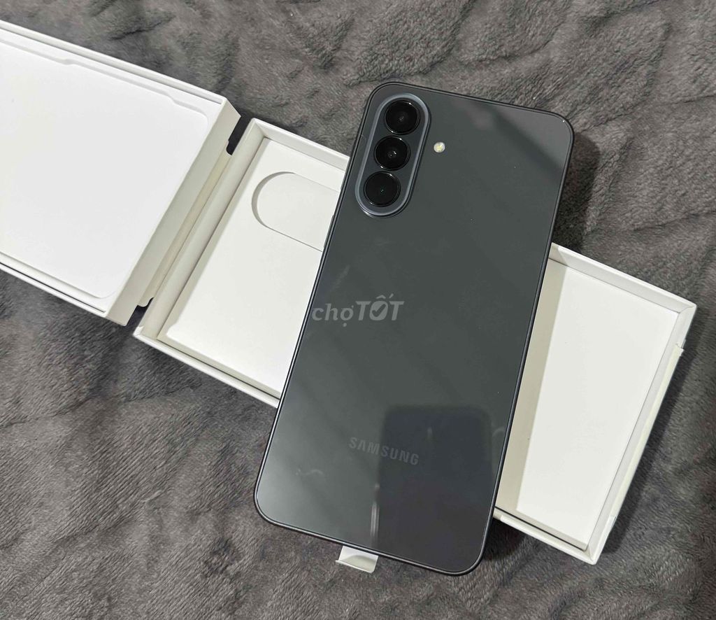 Samsung Galaxy A37 5G 128GB Đen. Mua bán Điện thoại tại Thành phố Đà Lạt Lâm Đồng được đăng bởi Uyển Nhi hình 1
