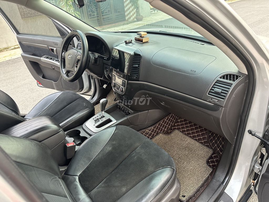 Hyundai Santafe SLX cuối 2009 form 2010 Máy EVGT. Mua bán Ô tô tại Huyện Sóc Sơn Hà Nội được đăng bởi Salon Auto Đào Hằng hình 15