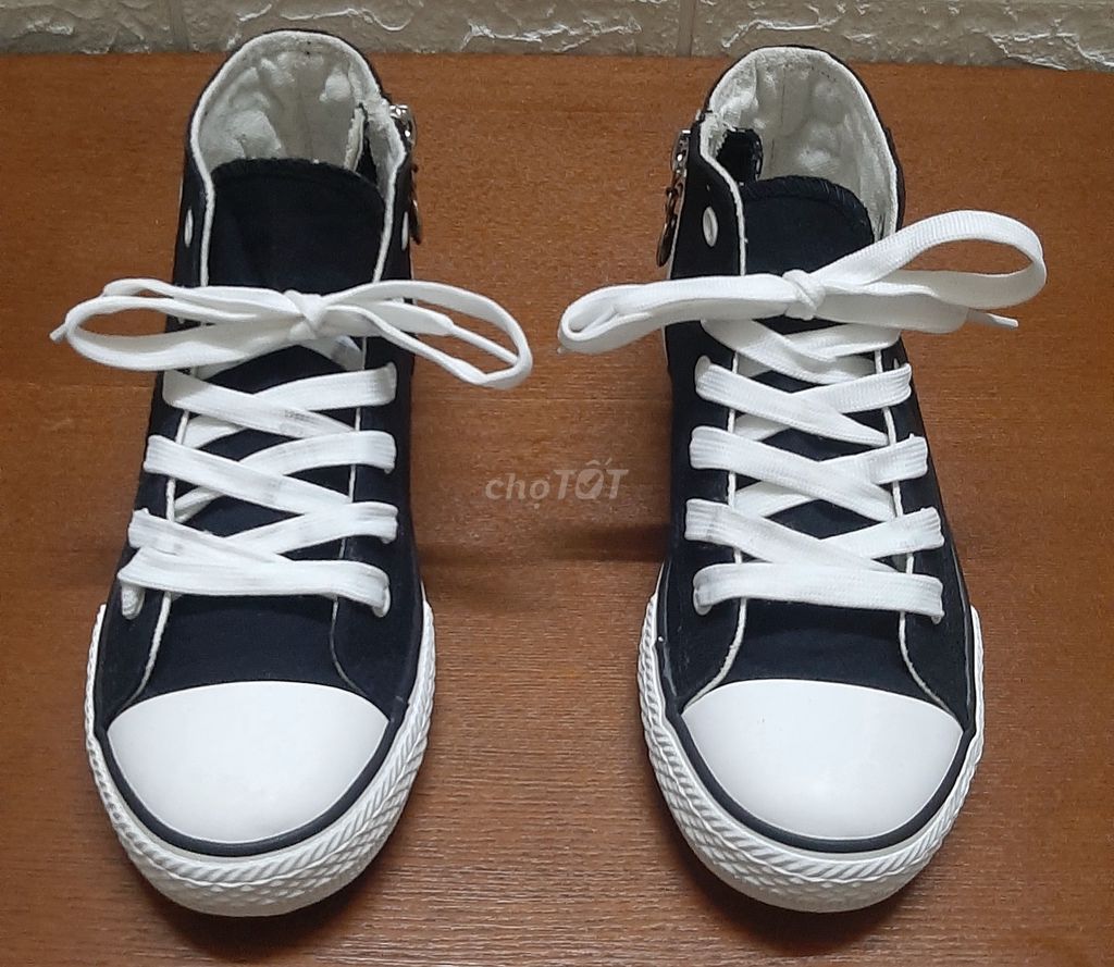 Giày Vải Cao Cổ Cho Bé; Size 35; Màu (Đen + Trắng)